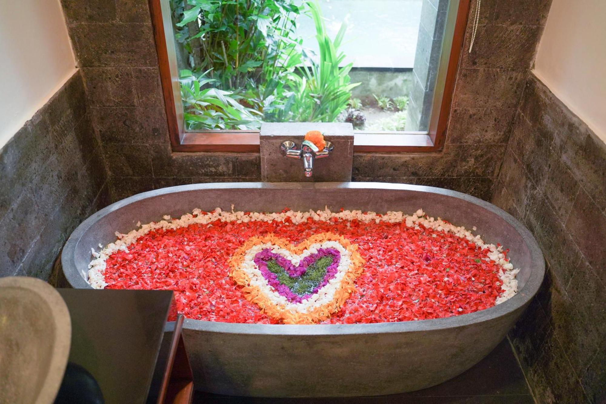 Poka Ubud Hidden Paradise & Spa By Eps Ngoại thất bức ảnh